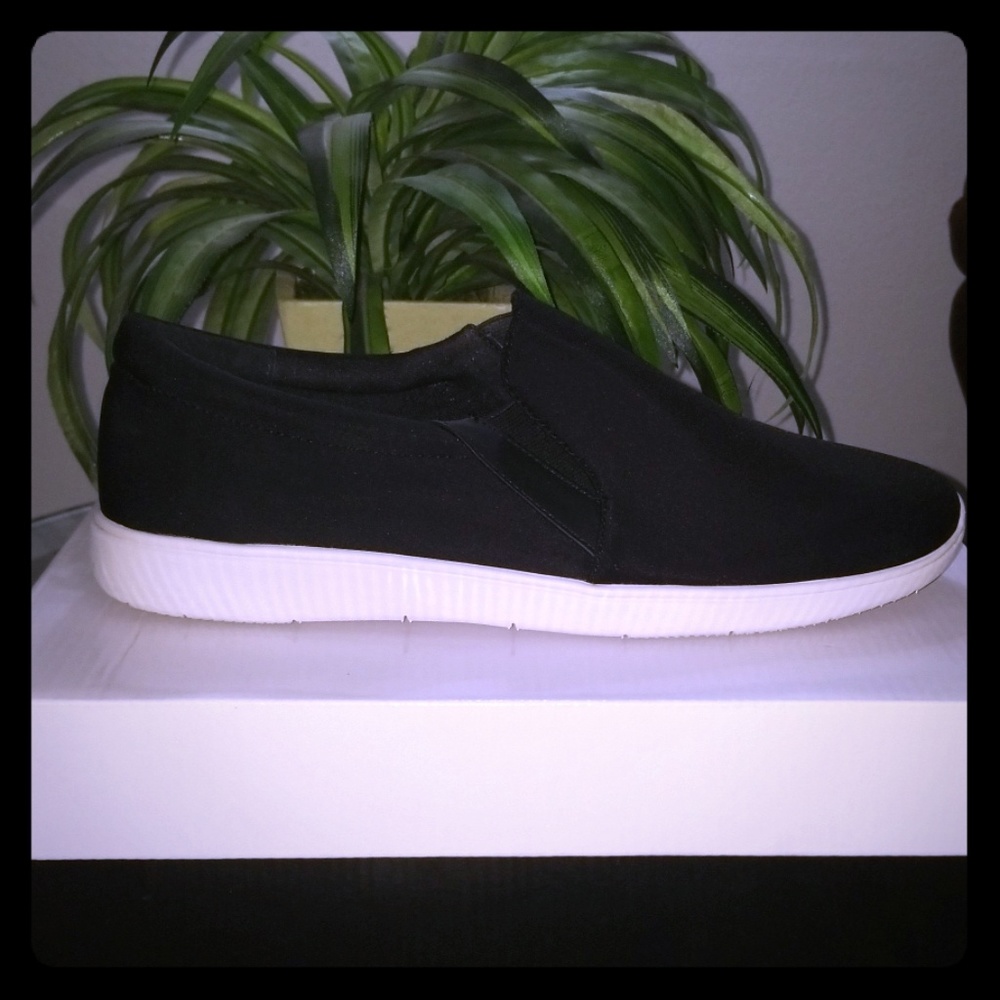 Alfani Womens Elsaa Low Top Slip On Fashion Sneake